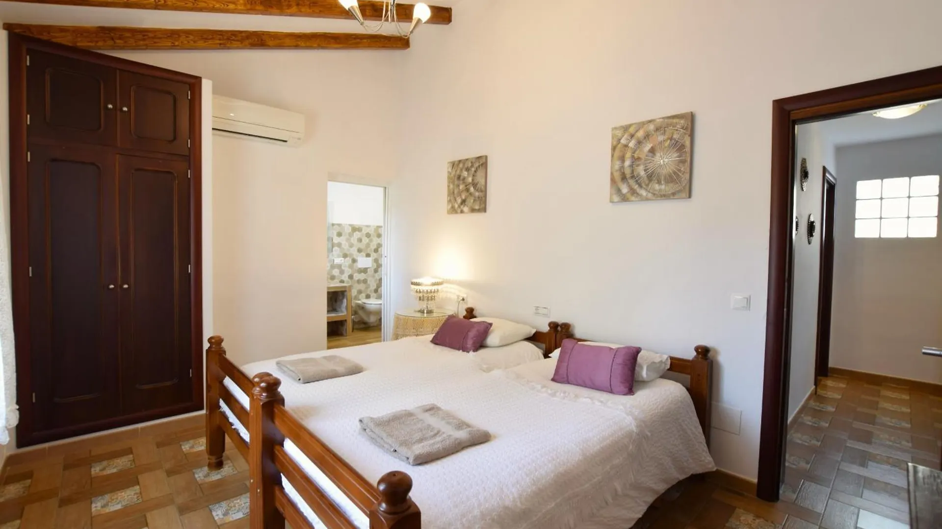 Charming Villa With Private Pool Near Arenas