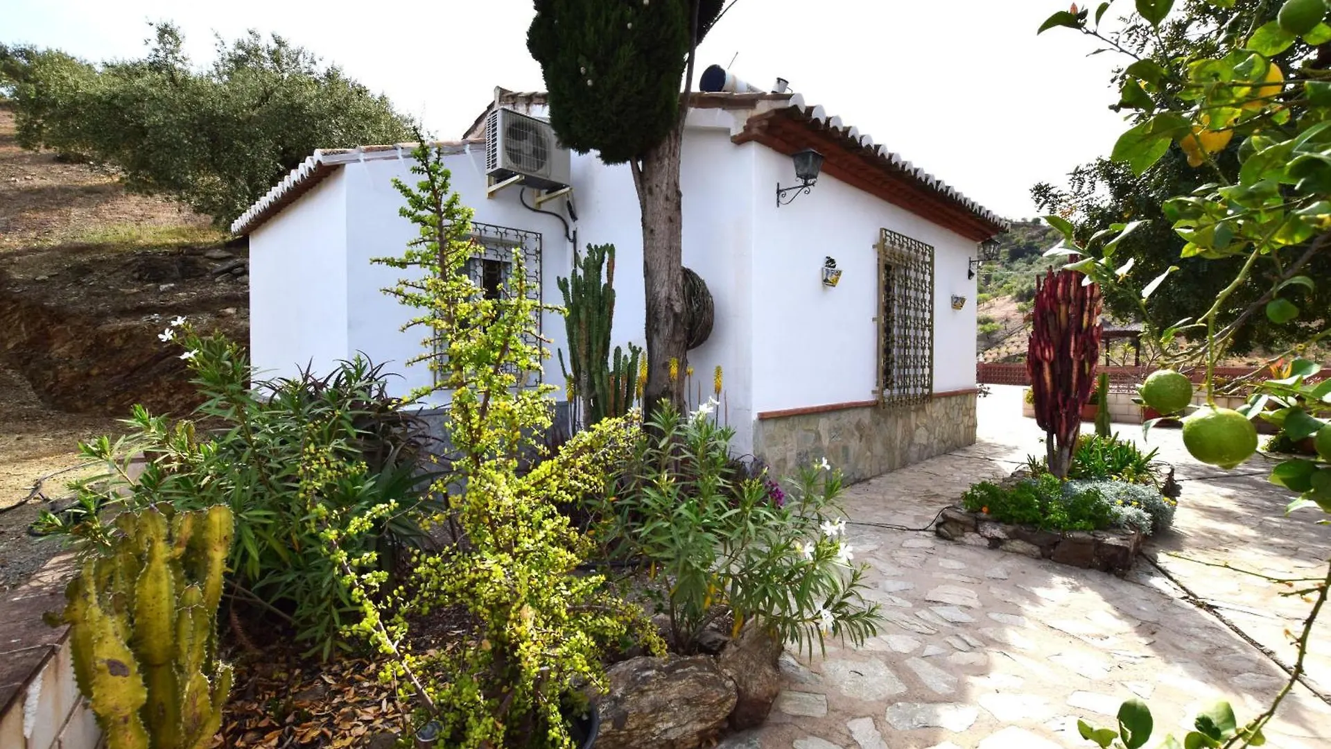Charming Villa With Private Pool Near Arenas 0*, Arenas (Malaga) Spain