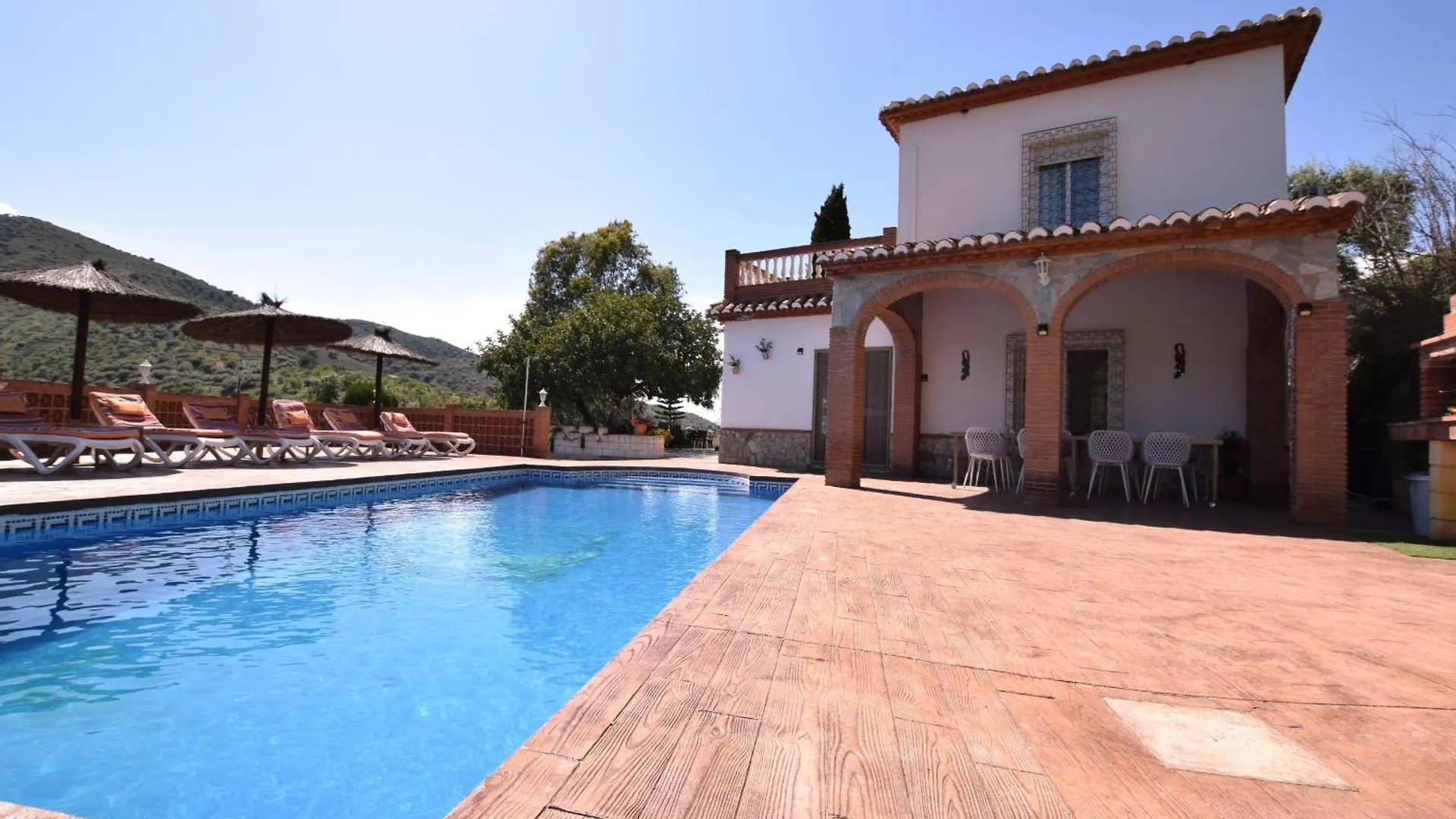 Charming Villa With Private Pool Near Arenas